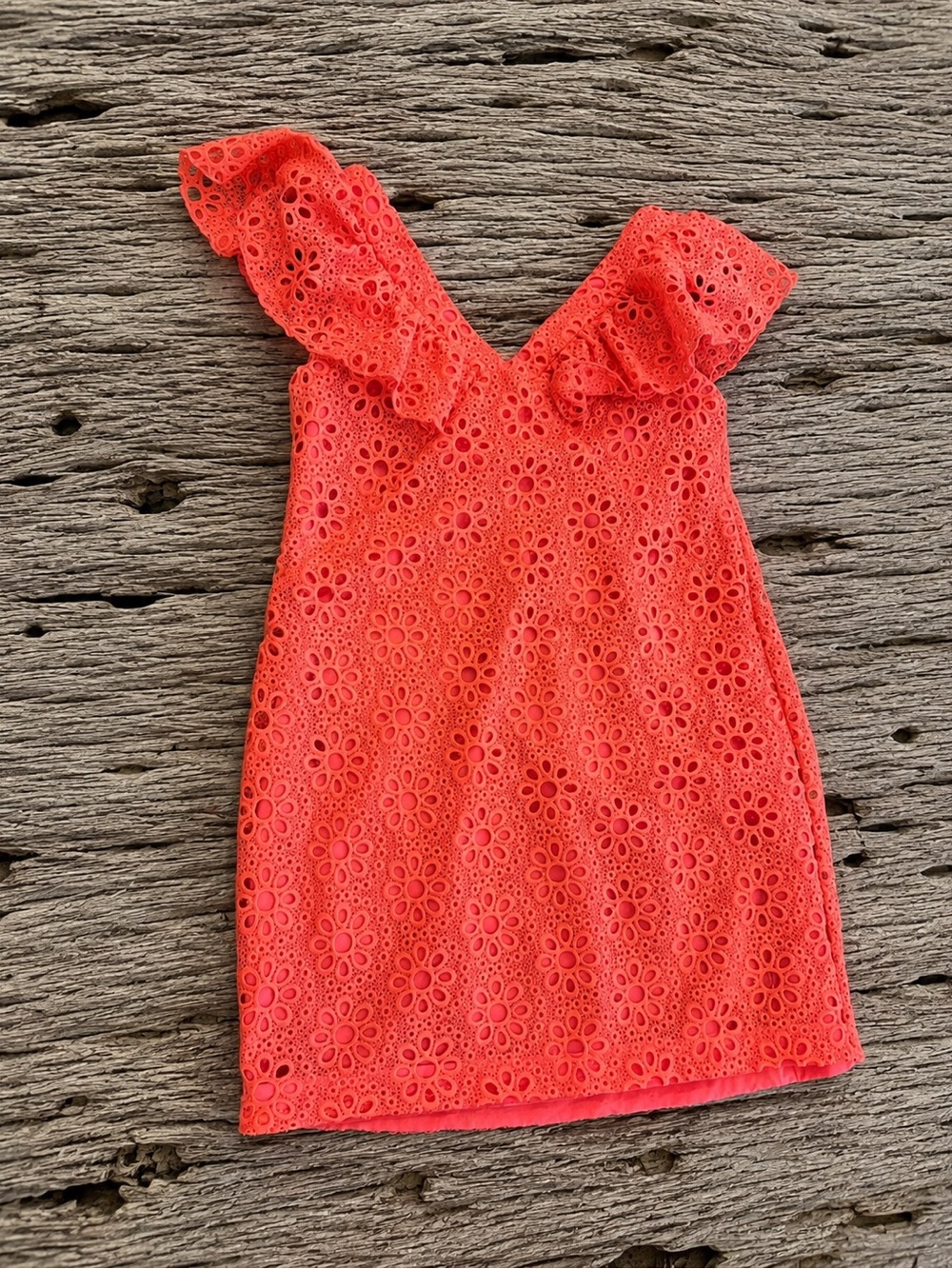 Trina Turk Neriah Coral Eyelet Ruffle Sleeve Cocktail Dress Size 10 - Picture 2 of 9